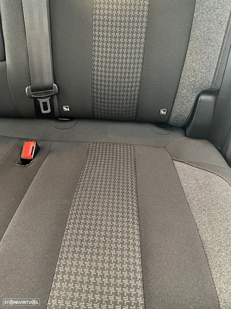 Peugeot 3008 1.5 BlueHDi Active Pack - 39