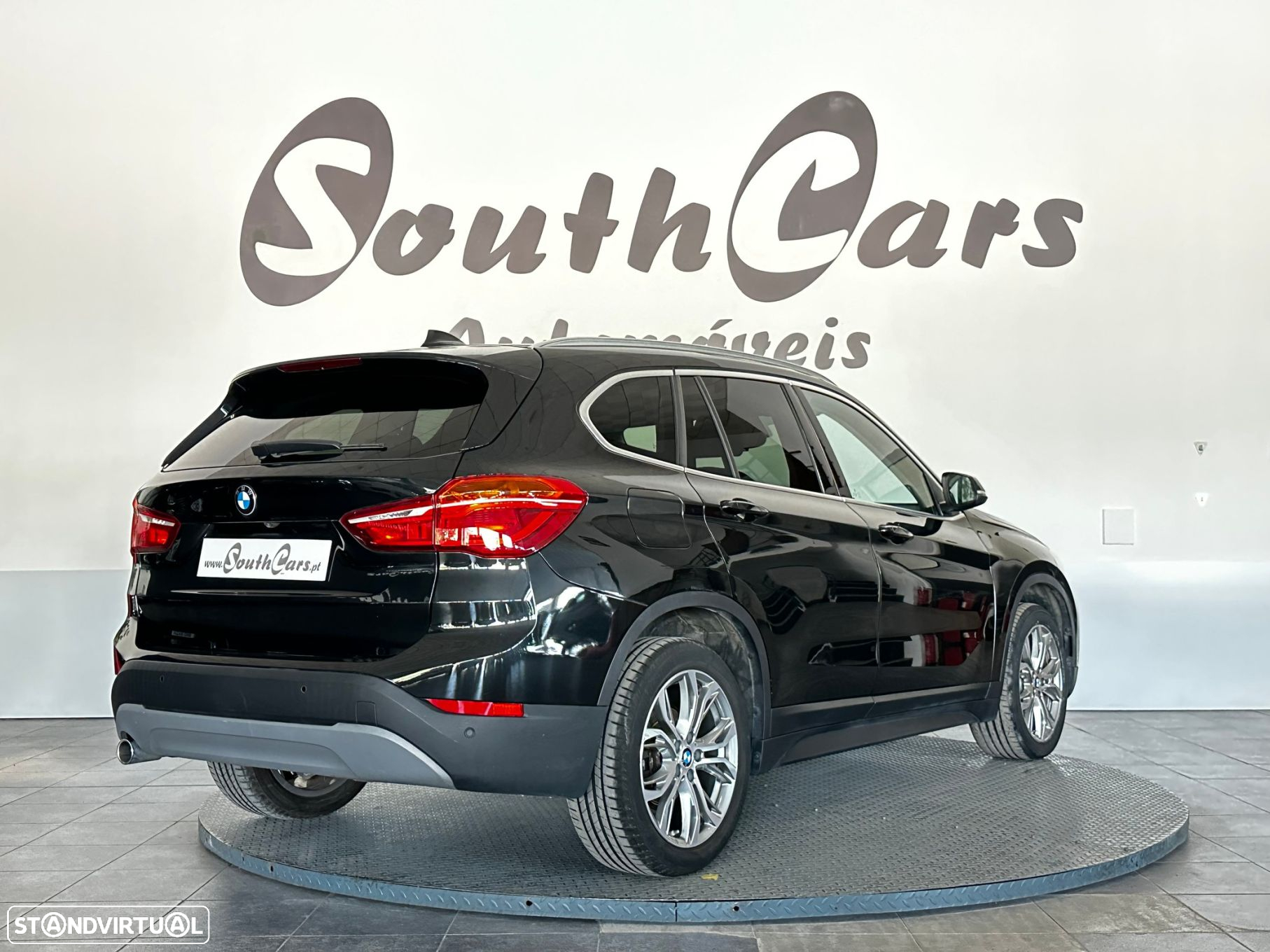 BMW X1 16 d sDrive Line xLine - 4