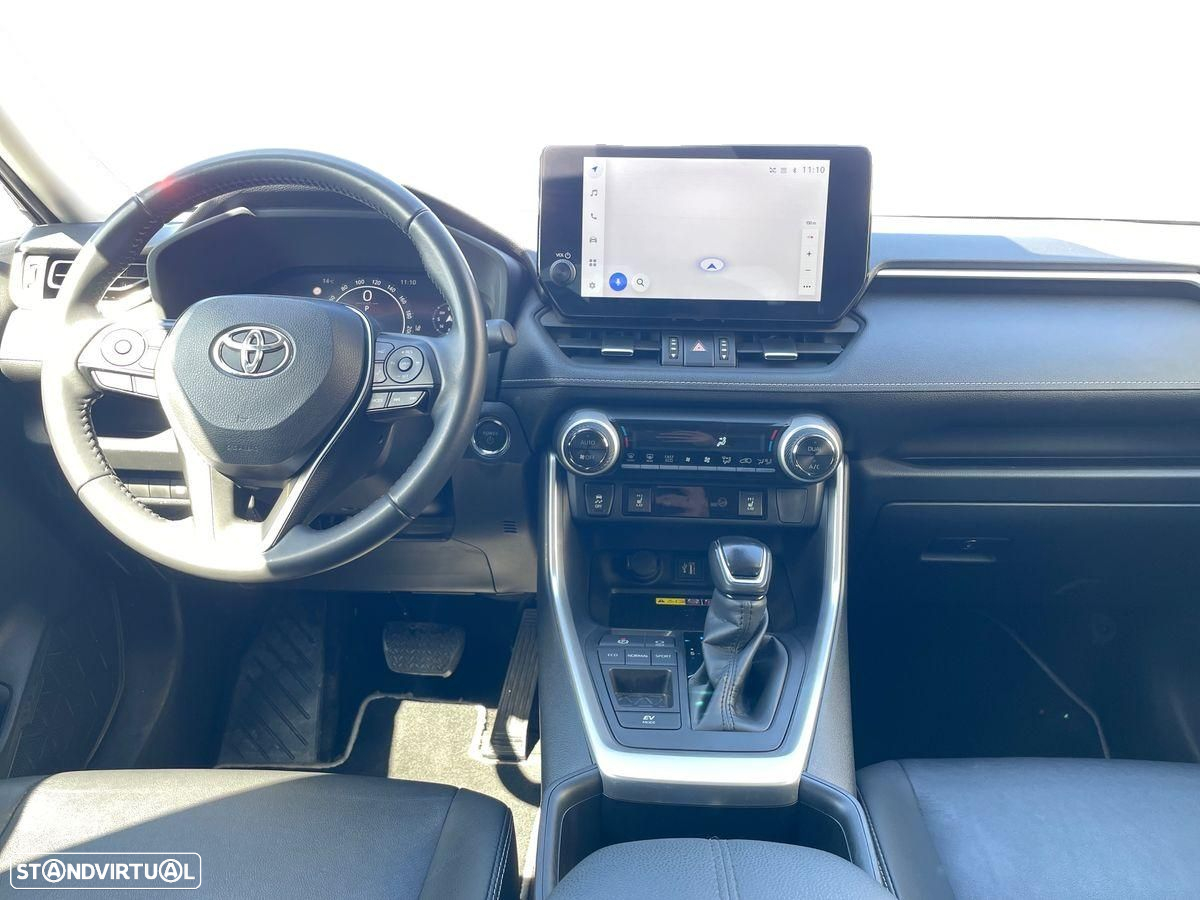 Toyota RAV4 - 8