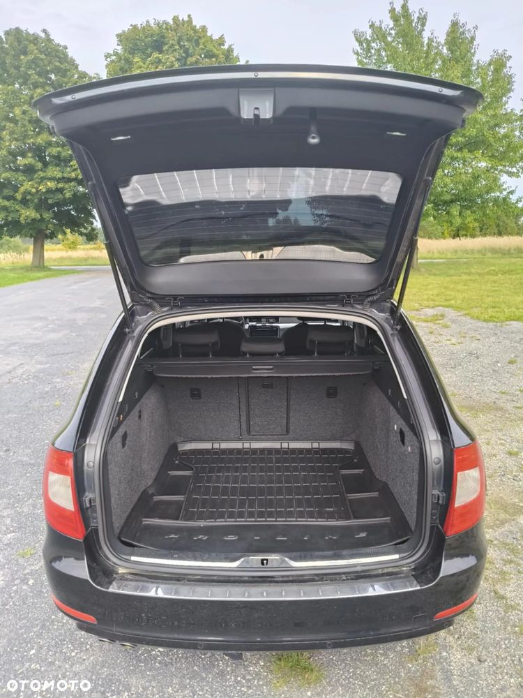 Skoda Superb 2.0 TDI Elegance - 12