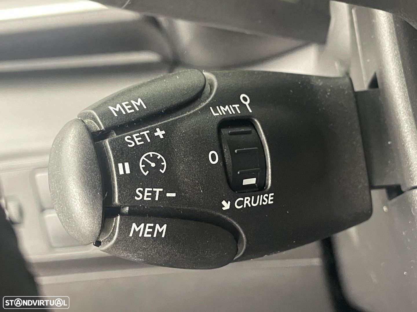 Citroën C3 1.2 PureTech Shine - 13