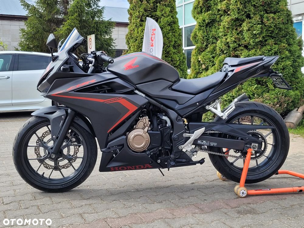 Honda CBR - 13