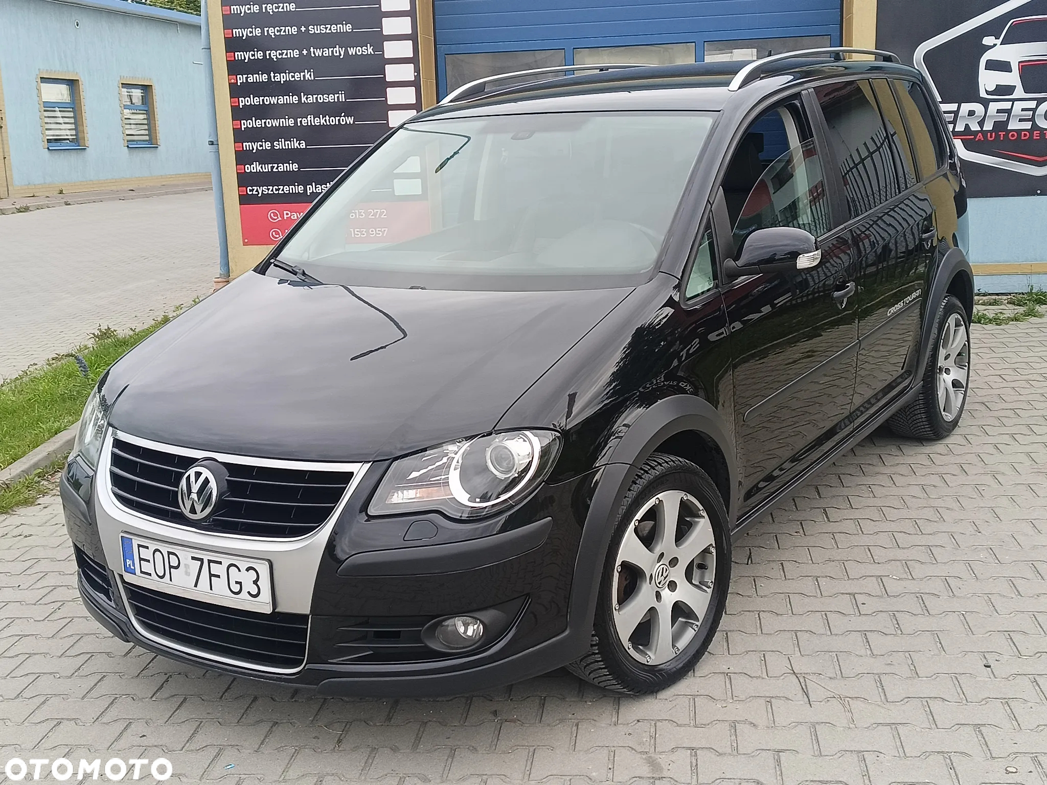Volkswagen Touran 2.0 TDI DPF Cross - 4