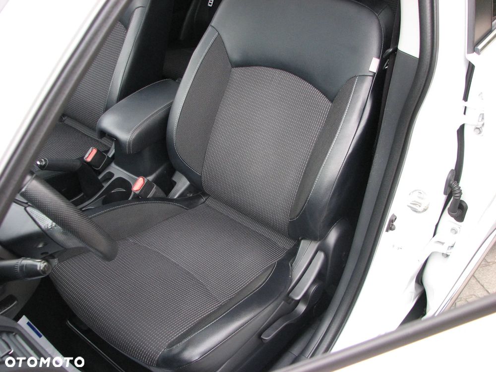 Peugeot 4008 - 30