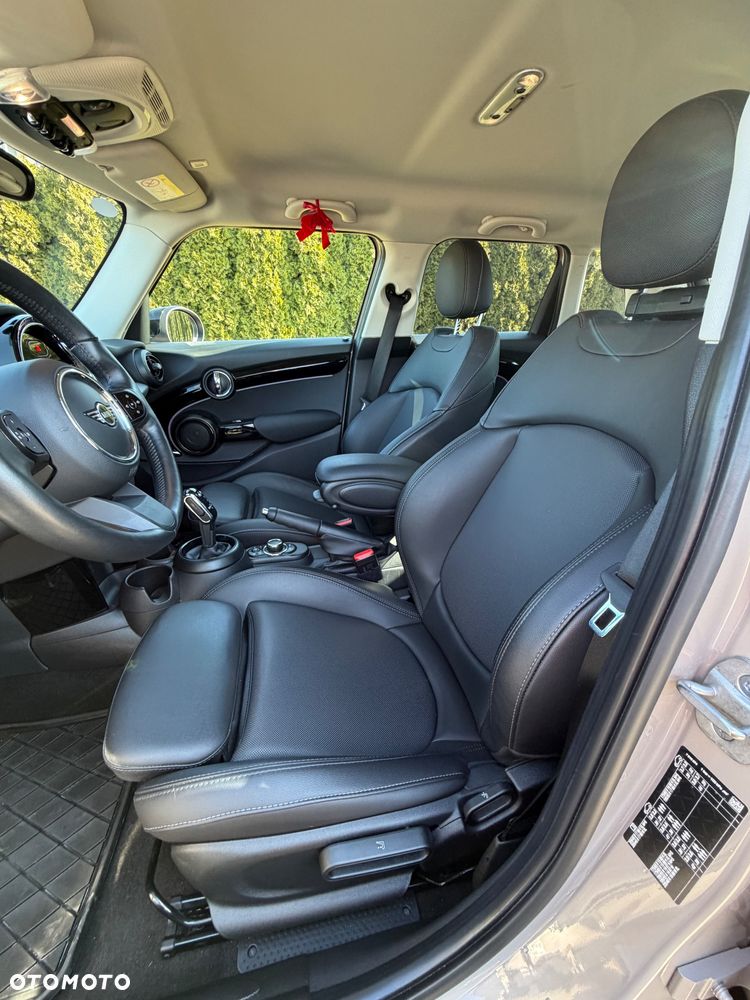 MINI Cooper Multitone Edition - 11