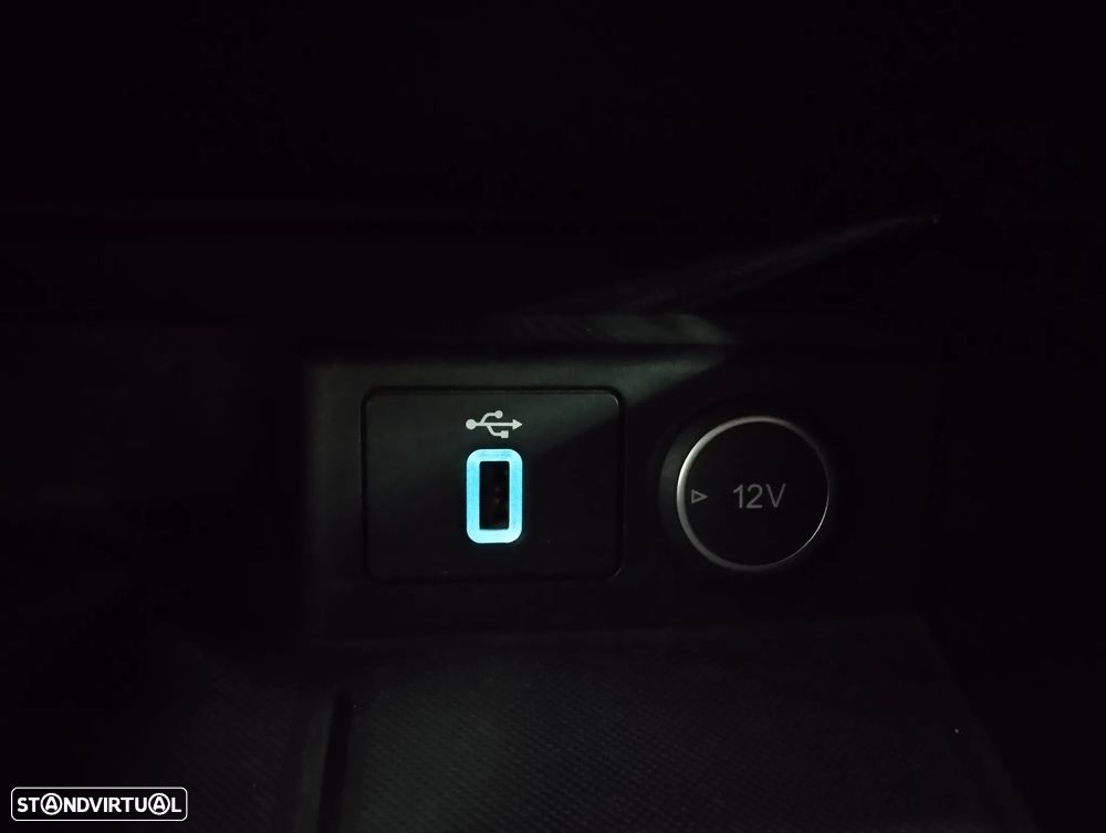 Ford Focus SW 1.0 EcoBoost Vignale - 42