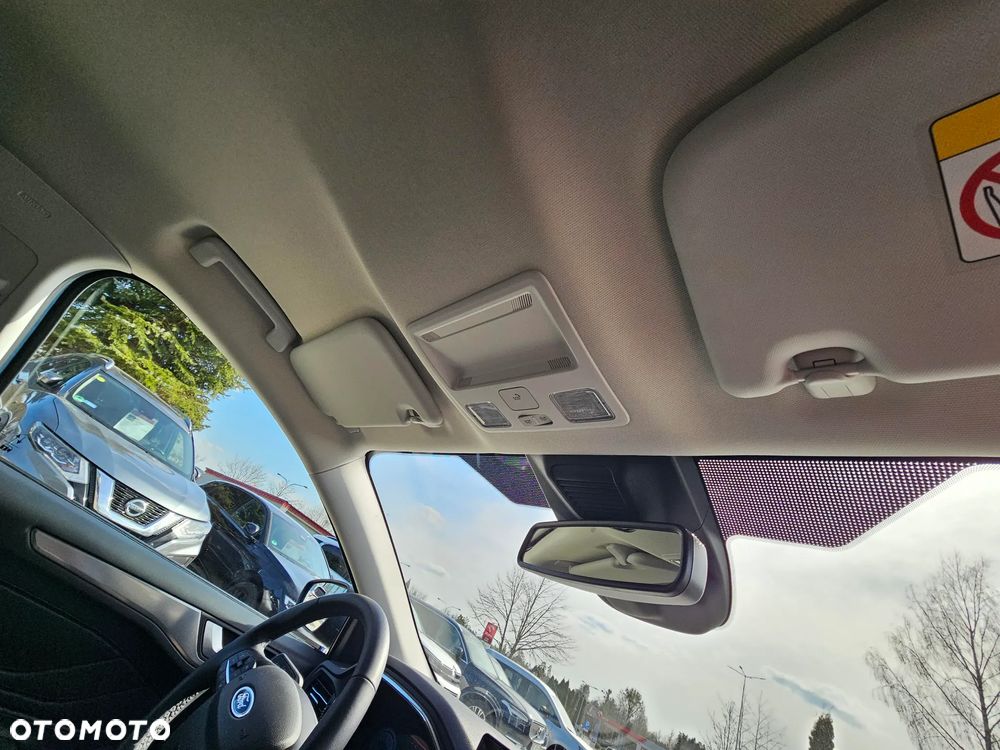 Ford Focus 1.5 EcoBlue STart-Stopp-System TITANIUM X - 24