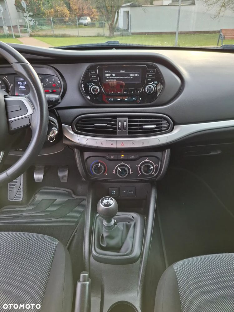 Fiat Tipo 1.4 16v Easy EU6d - 22