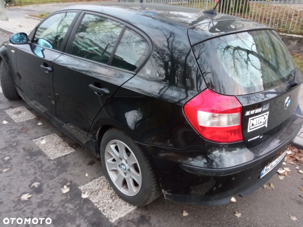 BMW Seria 1 118d - 8
