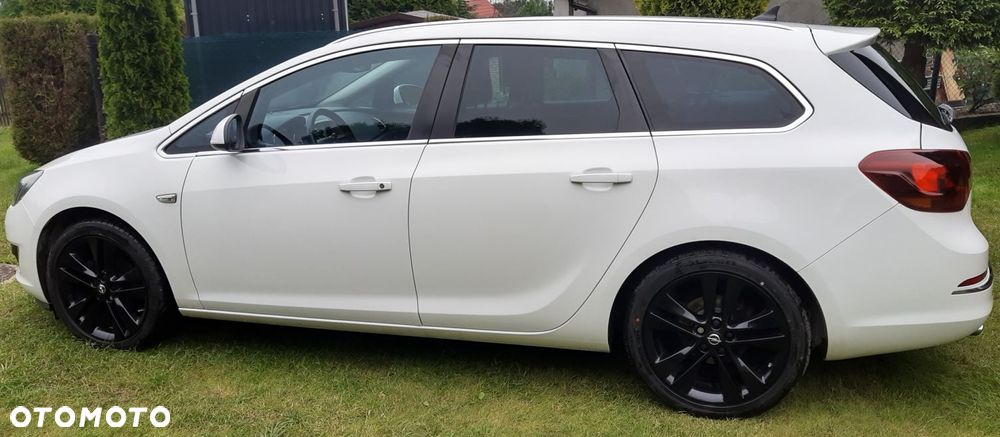 Opel Astra 1.4 Turbo Cosmo - 3