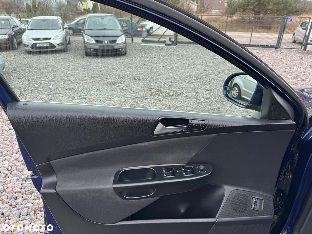 Volkswagen Passat 1.4 TSI Highline - 26