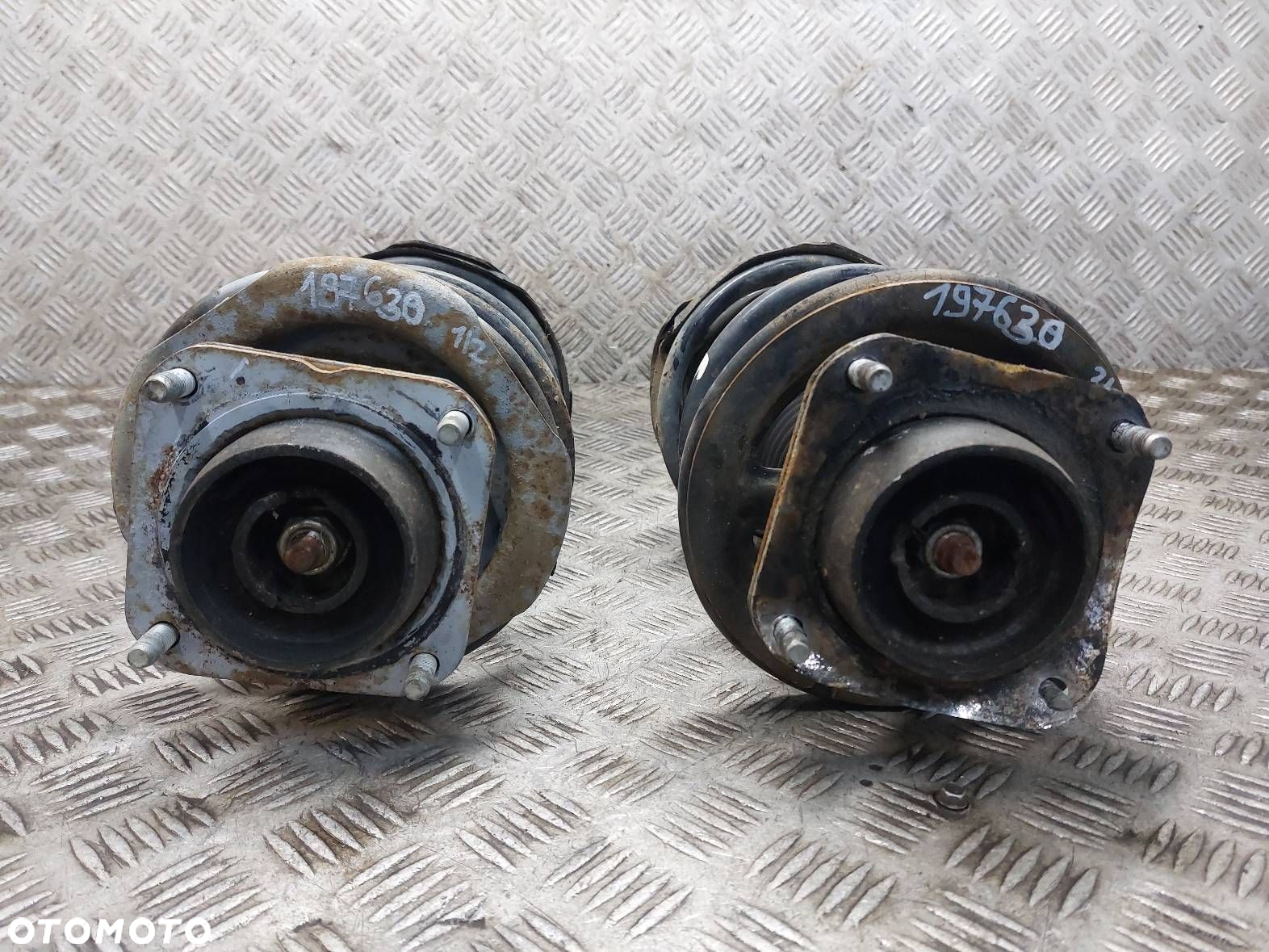 AMORTYZATOR + SPRĘŻYNA LEWY PRZÓD + PRAWY PRZÓD MAZDA 626 V GF 2.0 16V - 2