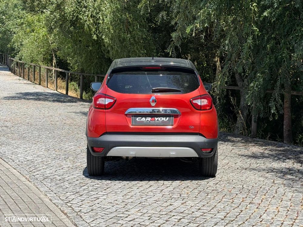 Renault Captur TCe 120 EDC Helly Hansen - 15