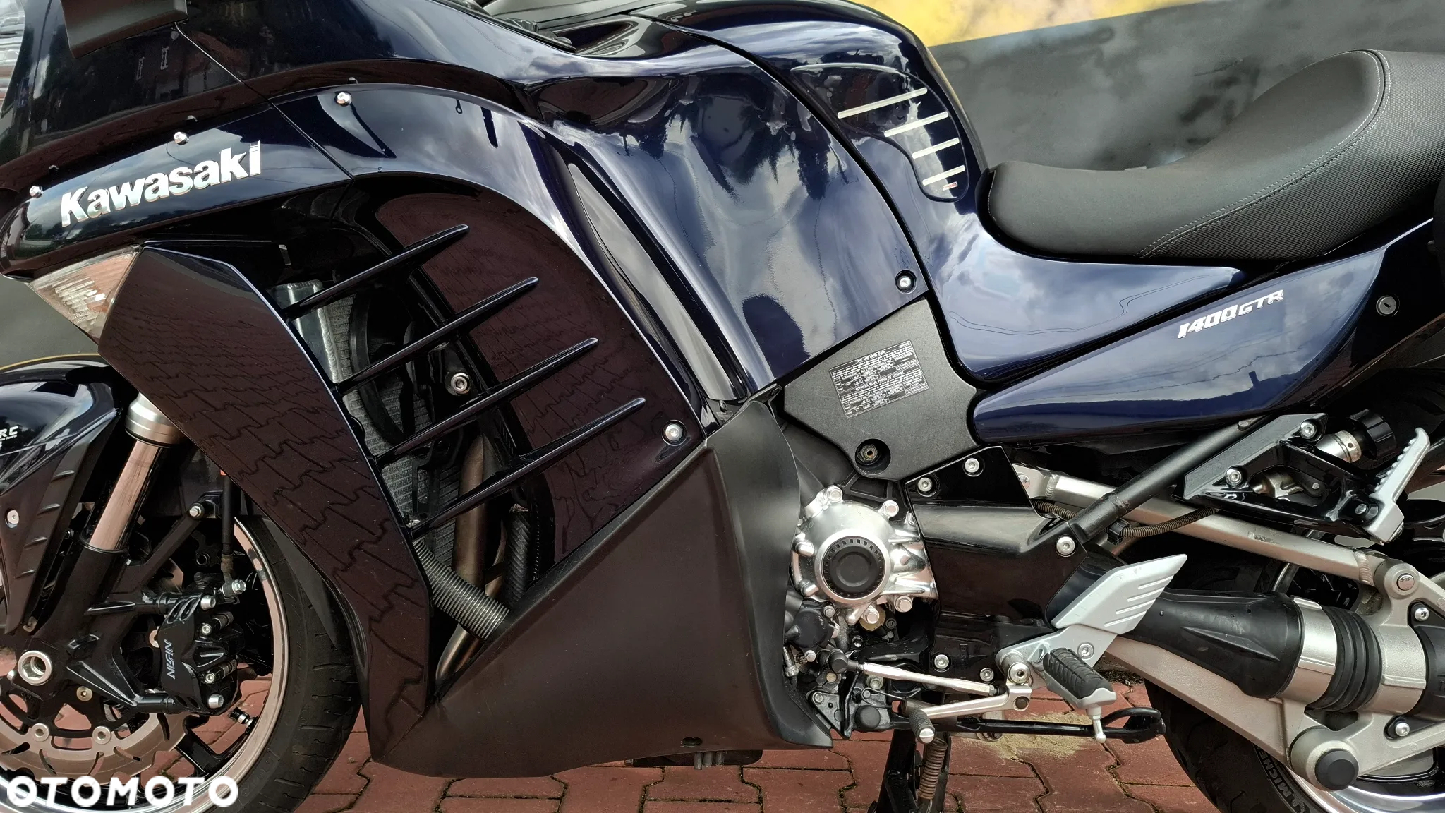 Kawasaki GTR - 11