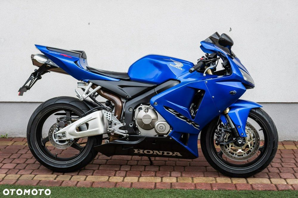 Honda CBR - 2