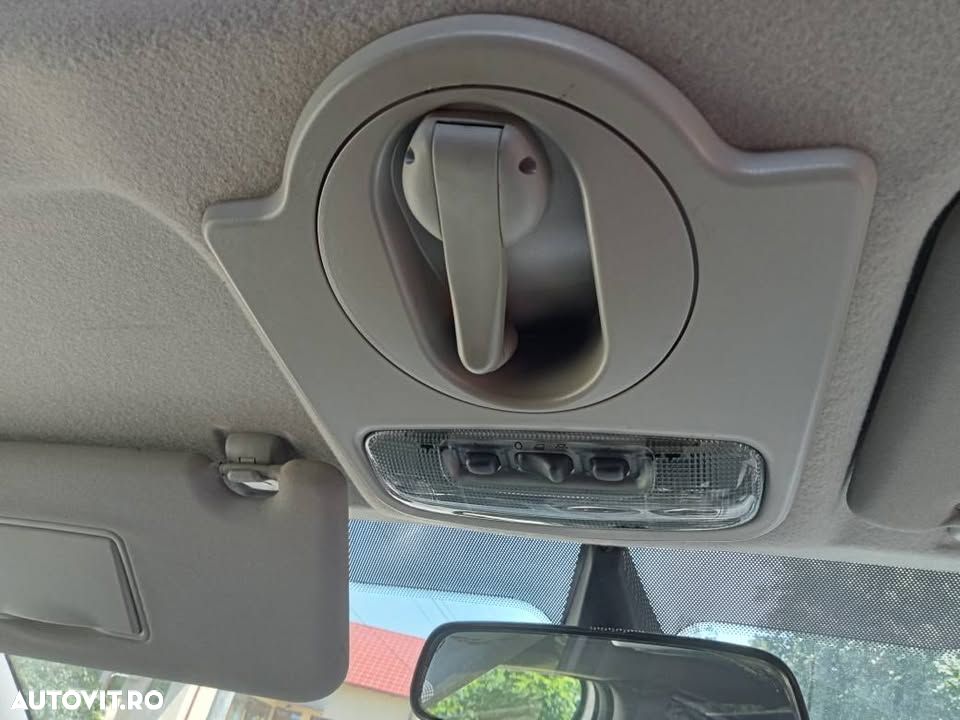 Ford Fiesta - 10