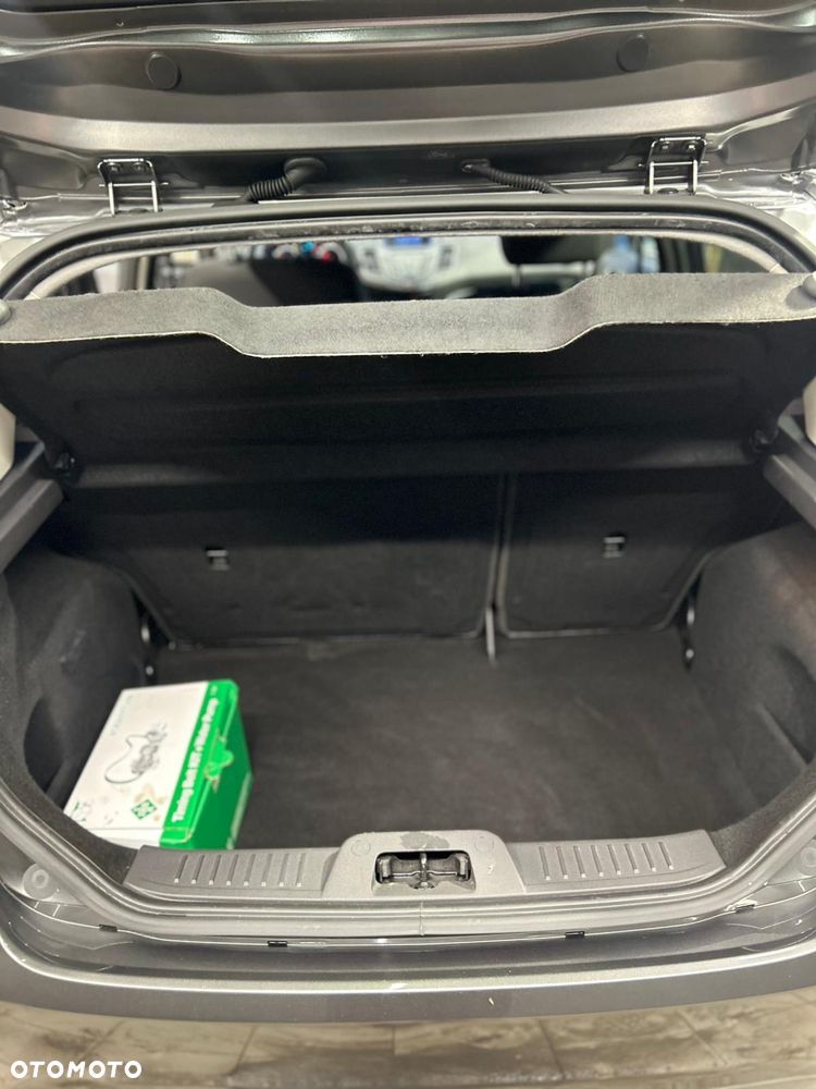 Ford Fiesta 1.0 EcoBoost STart-Stop Titanium - 19
