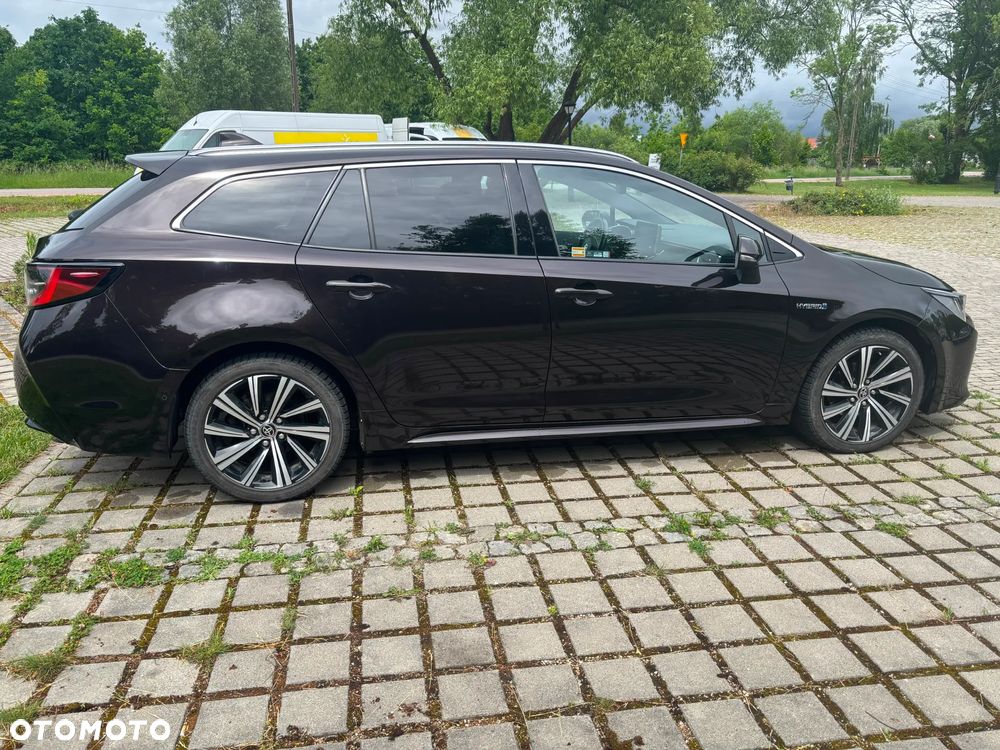 Toyota Corolla - 5