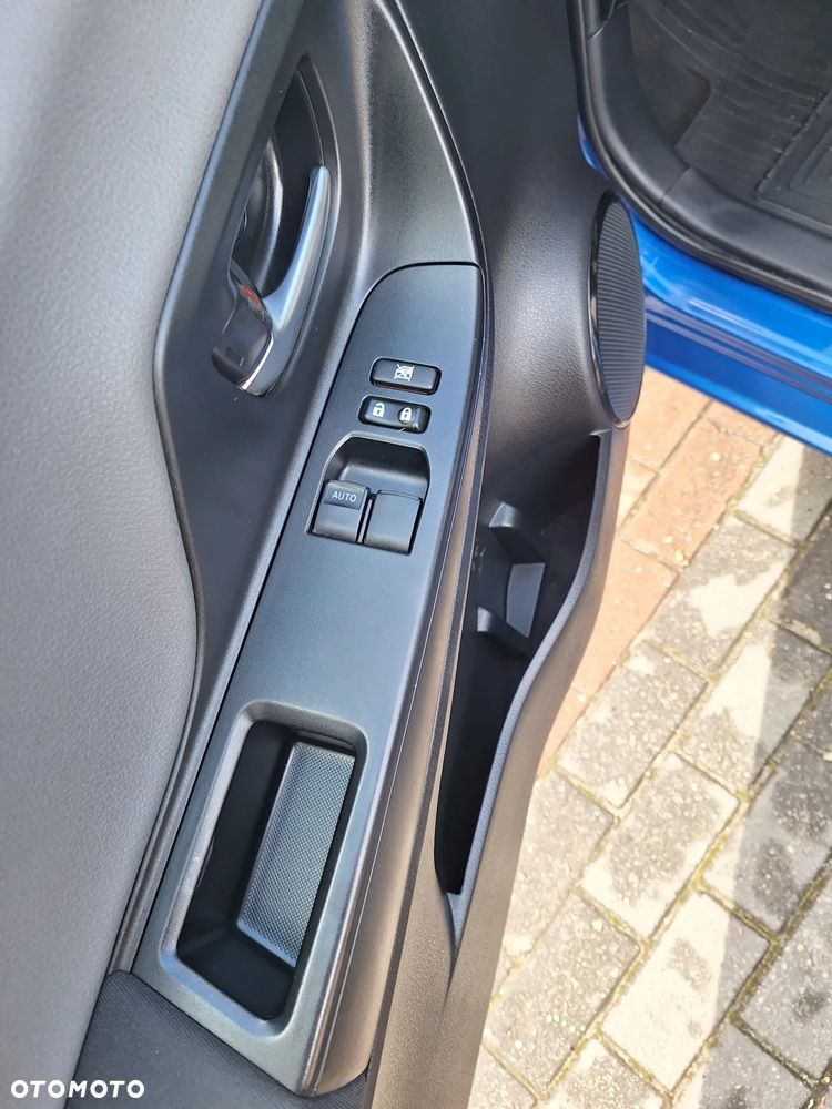 Toyota Yaris 1.5 Premium - 12