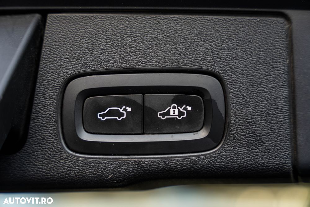 Volvo XC 60 B6 B AWD Geartronic RDesign - 14