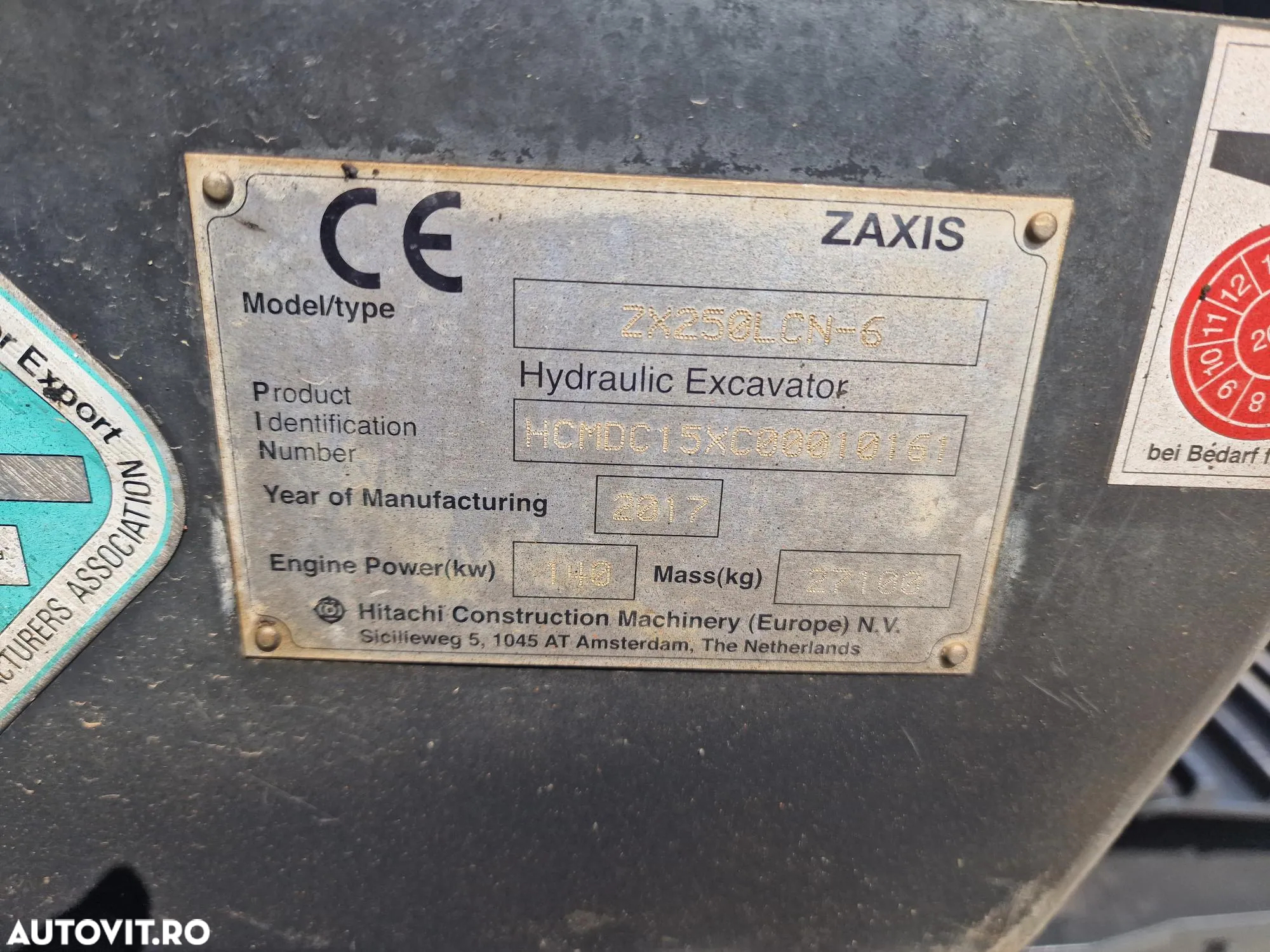Hitachi ZX250LCN-6, 27,1t, 10.139h, cupa NOUA 1,55mc-76.900 EUR+Tva, gresare automata, Instalatia hdr de picon, inst hidr rotire atasament, lant 80%, camera spate si lateral, pregatire 3D, SUPER INTRETINUT-posibilitate leasing-PROMOTIE 76900 EUR+Tva - 21