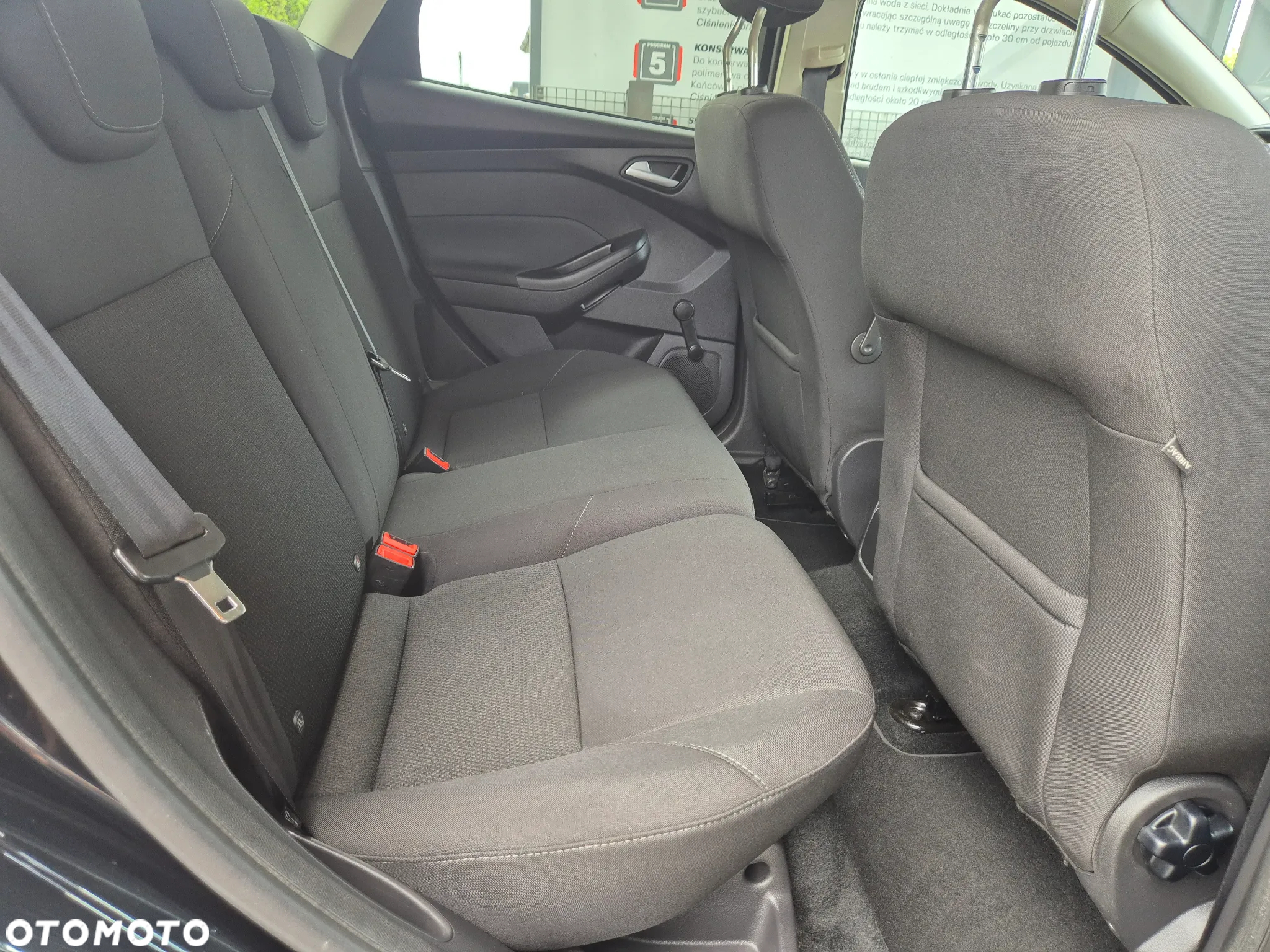 Ford Focus 1.0 EcoBoost Edition - 27