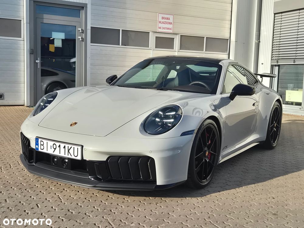 Porsche 911 - 8