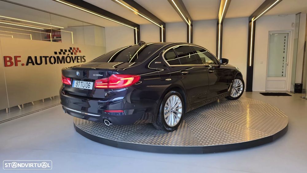 BMW 530 e iPerformance Line Luxury - 21