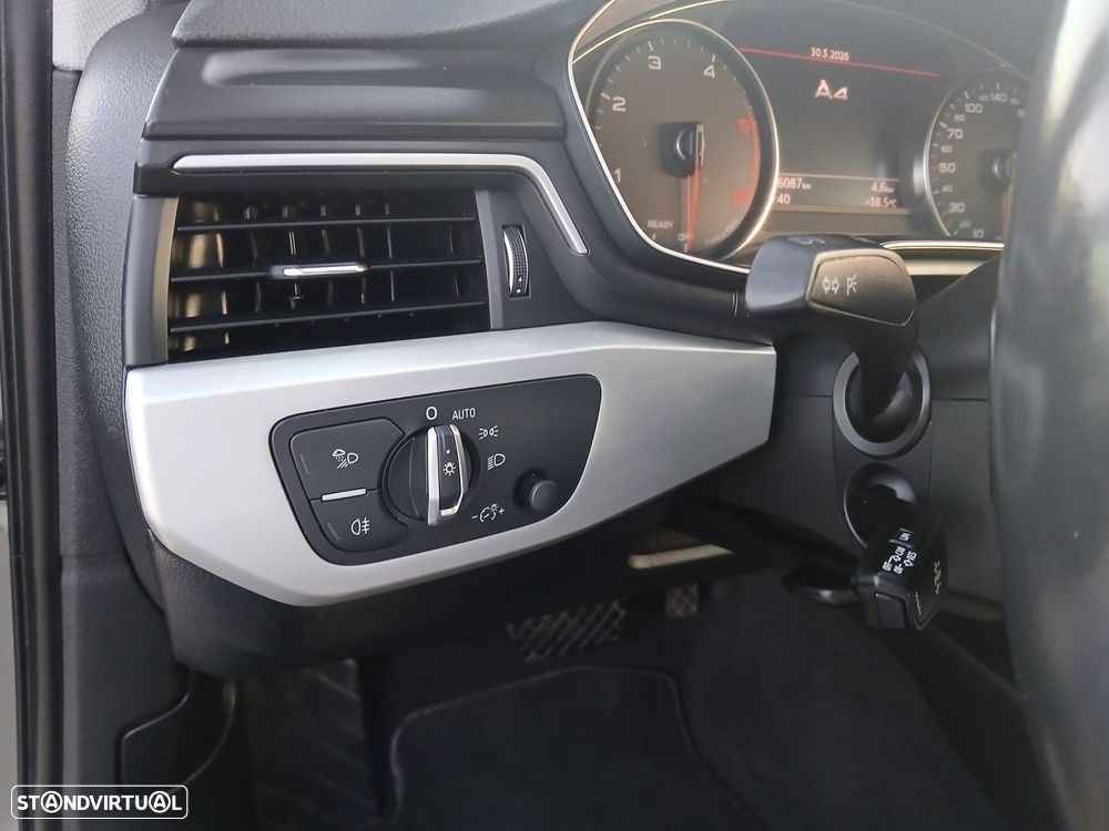Audi A4 Avant 2.0 TDI S tronic - 18