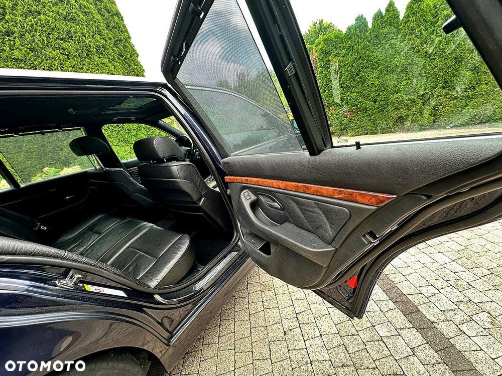 BMW Seria 5 - 12
