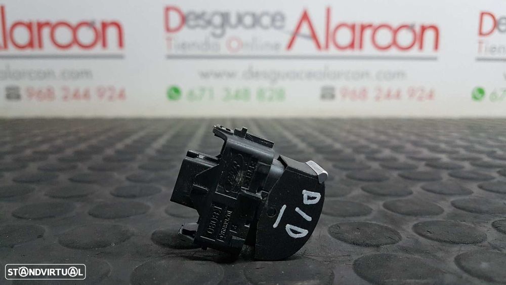 COMANDO DO ELEVADOR FRENTE DIREITO FORD KUGA (CBS) TITANIUM - 8