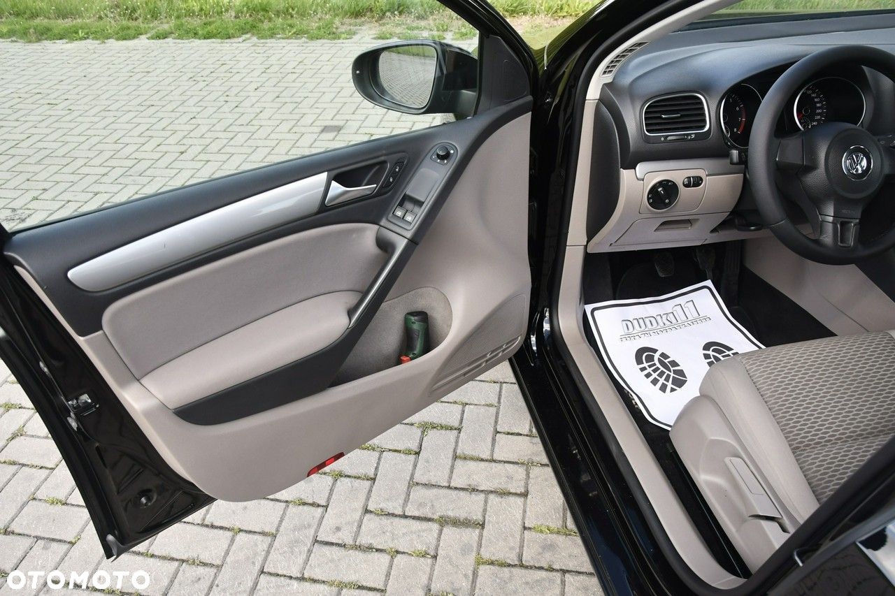 Volkswagen Golf - 13