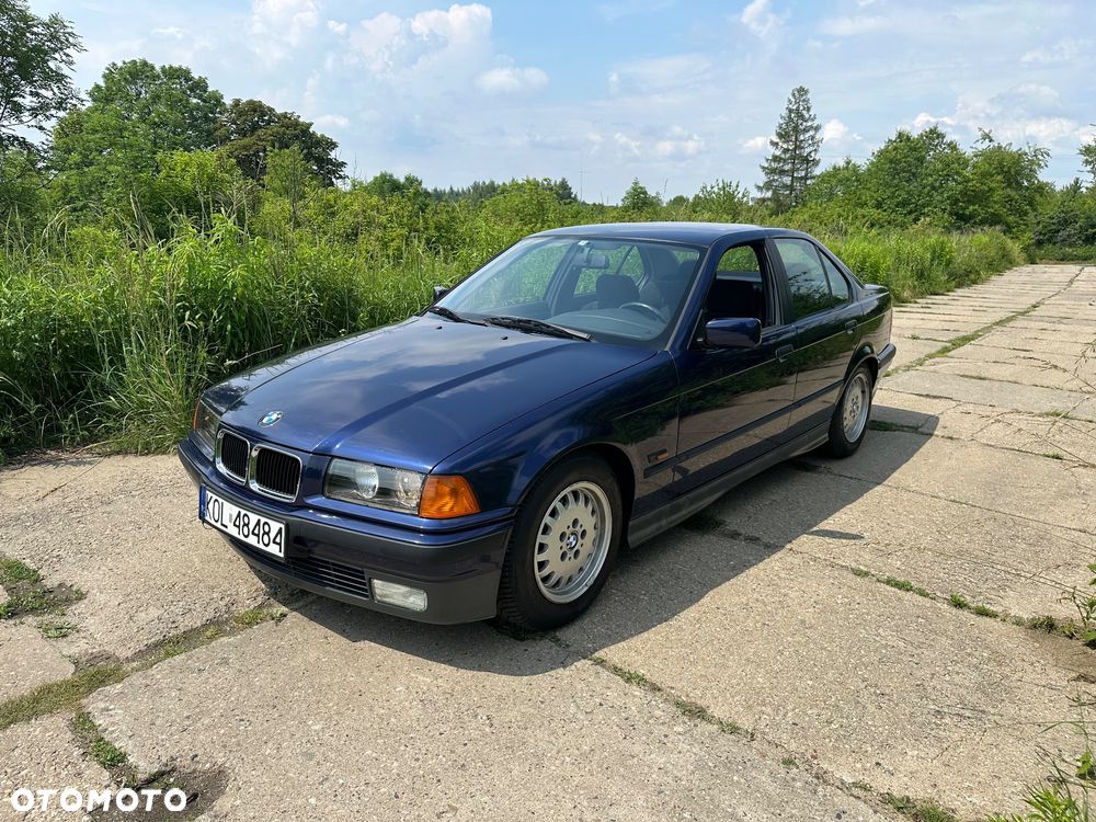 BMW Seria 3 328i - 4