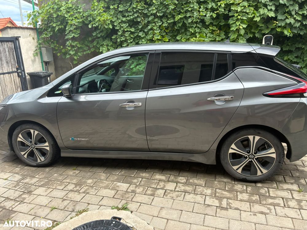 Nissan LEAF Acenta - 12