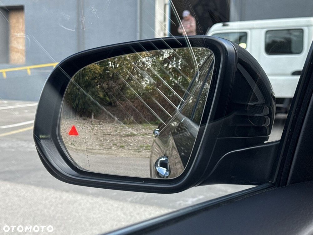 Mercedes-Benz GLE - 29