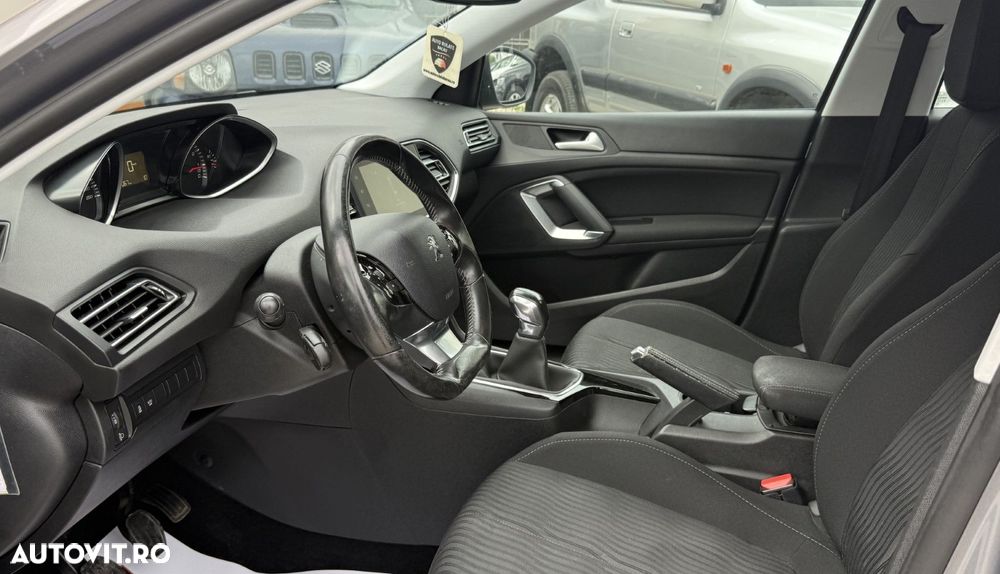 Peugeot 308 - 12