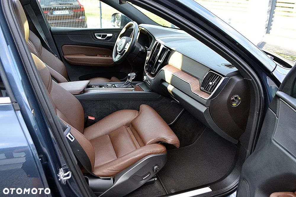 Volvo XC 60 D4 Geartronic Summum - 20