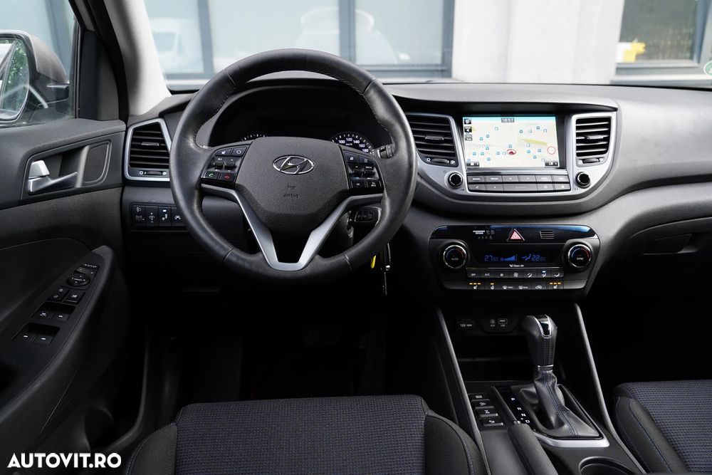 Hyundai Tucson 2.0 CRDI 4WD 6AT Style - 13