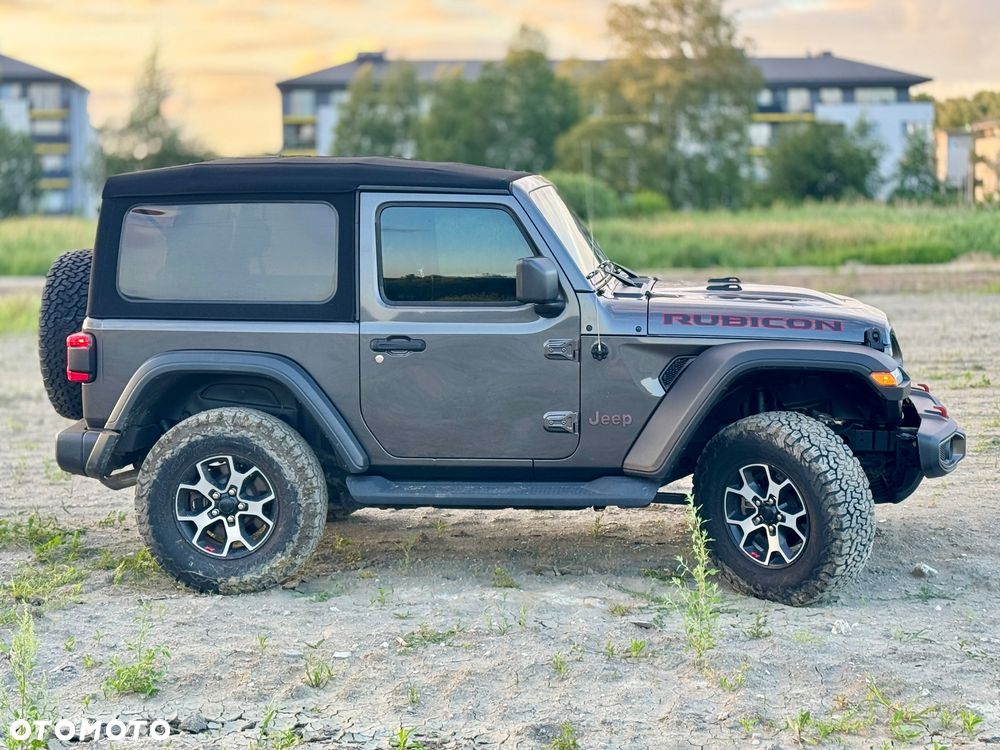 Jeep Wrangler - 2