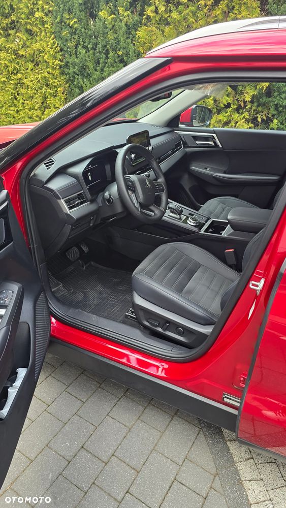 Mitsubishi Outlander - 15