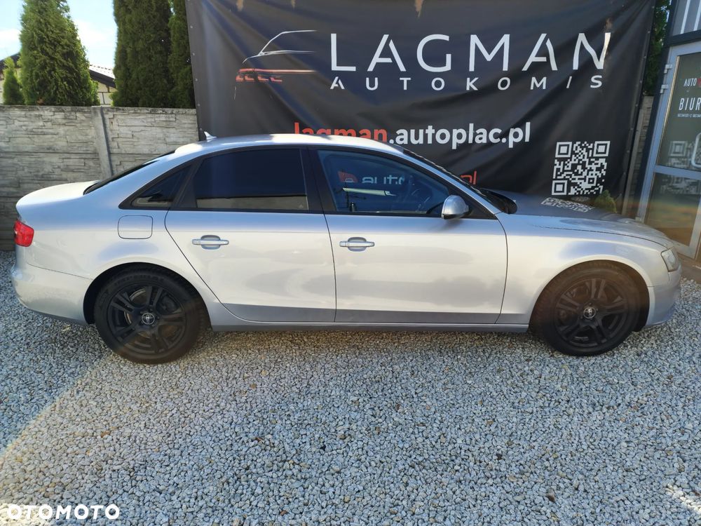 Audi A4 Limousine - 5