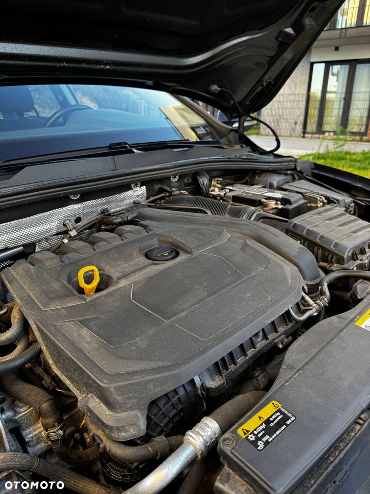 Volkswagen Golf - 18