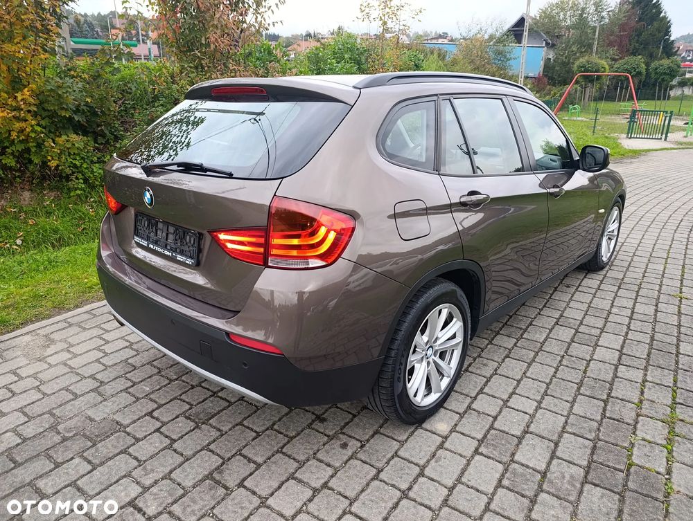 BMW X1 sDrive18d xLine - 8
