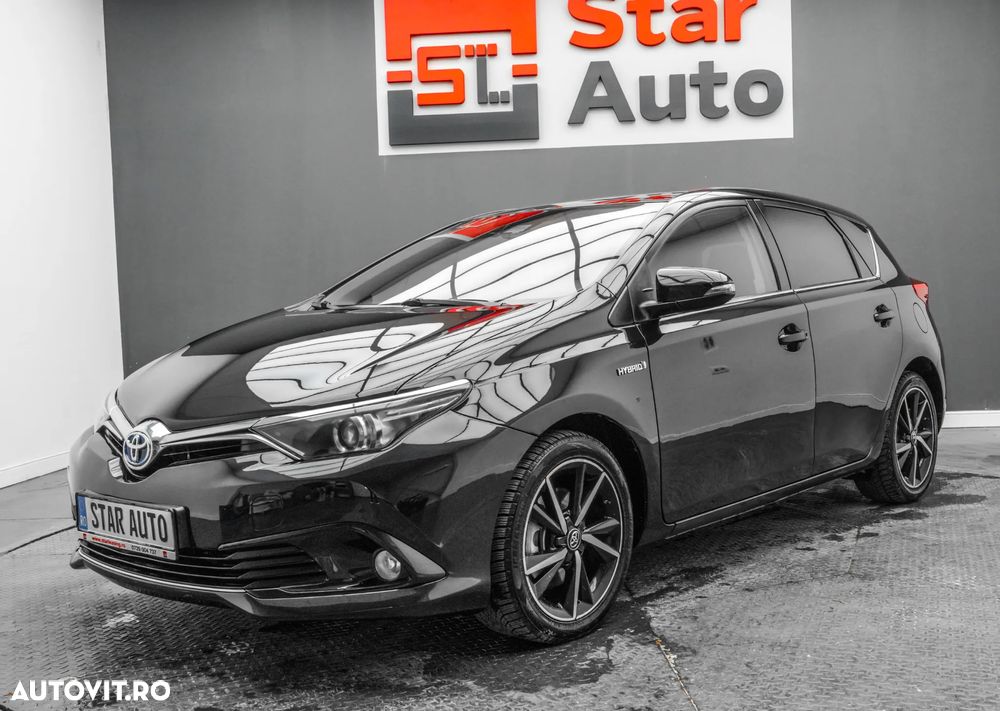 Toyota Auris 1.8 L VVT-i Sol + - 1