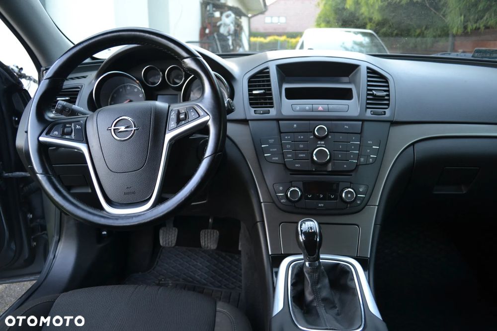 Opel Insignia - 13