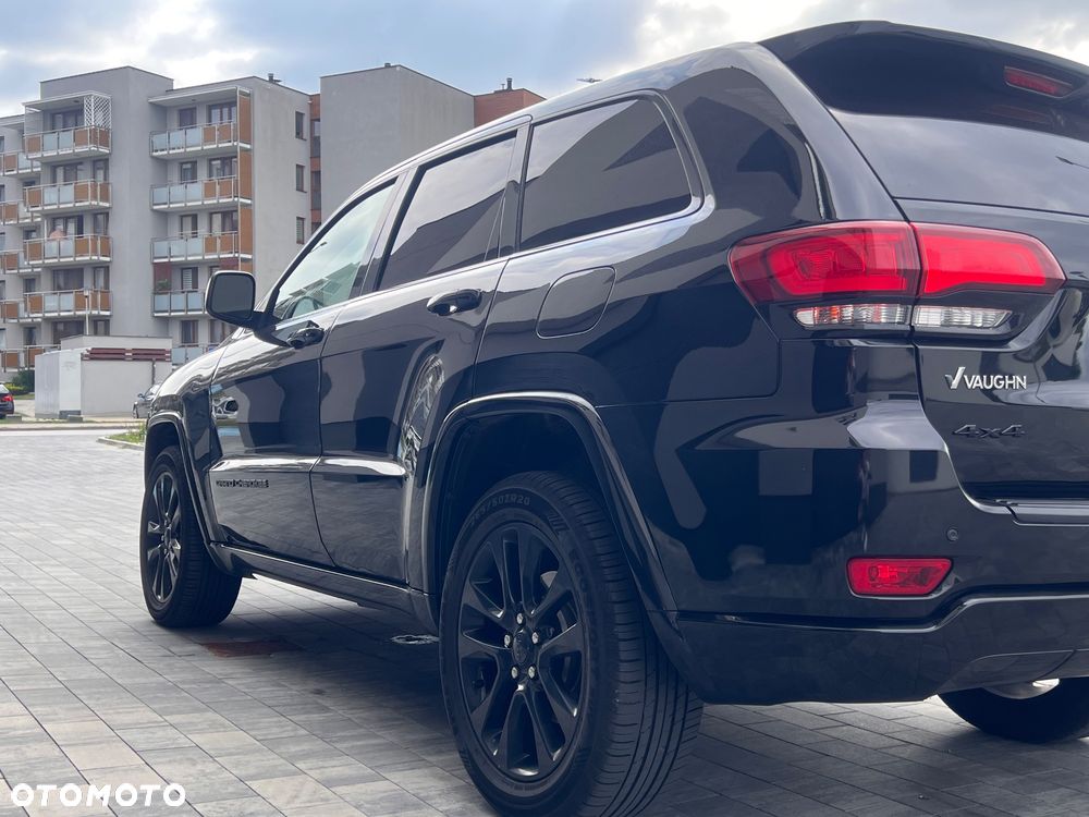 Jeep Grand Cherokee - 4