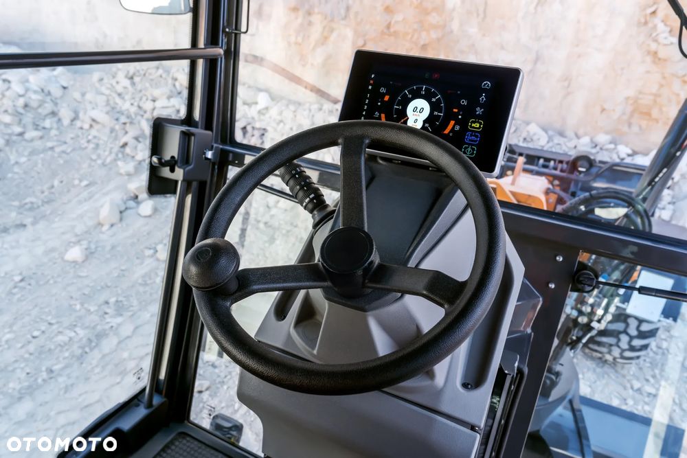 Case Równiarka drogowa CASE 836D - 9