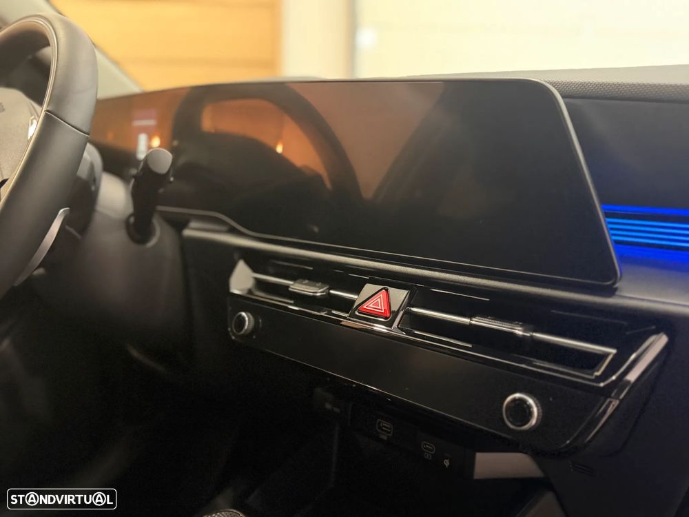 Kia Niro 1.6 GDi HEV Tech - 36