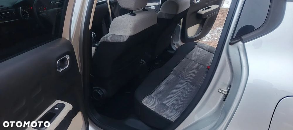 Citroën C3 1.2 PureTech Shine - 23