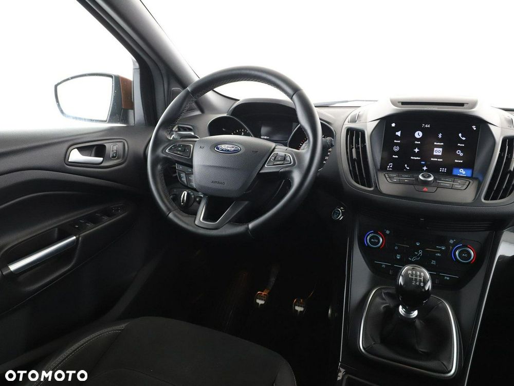 Ford Kuga 2.0 TDCi 2x4 ST-Line - 16